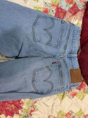 Levi's Light Blue Straight Leg Women's Jeans